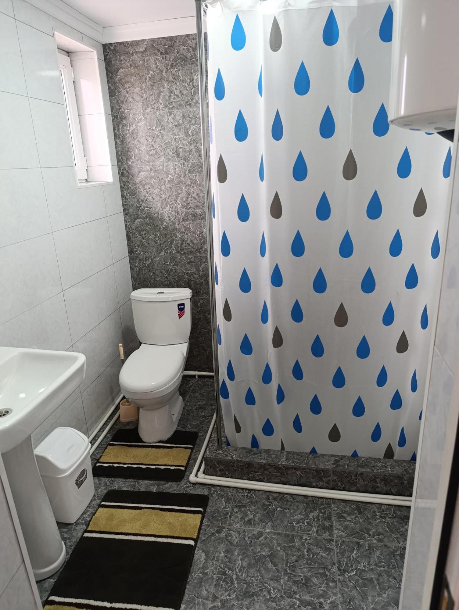 Center Guesthouse Kochkor Екстериор снимка